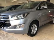 Bán Toyota Innova E đời 2016, màu bạc, giá 585tr