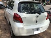 Bán Toyota Yaris 1.3 AT đời 2009, màu trắng, nhập khẩu 