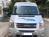 Bán Ford Transit Luxury năm 2017, màu bạc như mới