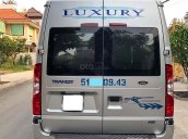 Bán Ford Transit Luxury năm 2017, màu bạc như mới