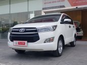 Cần bán Toyota Innova 2.0G AT đời 2017, màu trắng, đi 34.000km giá 725 triệu