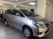 Bán ô tô Toyota Innova đời 2012 xe gia đình