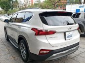 Cần bán gấp Hyundai Santa Fe sản xuất 2019 còn mới