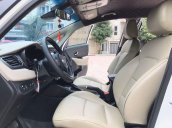 Cần bán Kia Rondo 1.7AT CRDI năm 2017, màu trắng