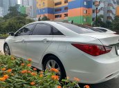 Cần bán xe Hyundai Sonata 2.0 AT năm sản xuất 2010, màu trắng, nhập khẩu, giá 515tr