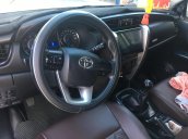 Bán xe Toyota Fortuner 2.4G sản xuất 2017, màu trắng, xe nhập