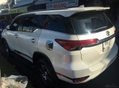 Bán xe Toyota Fortuner 2.4G sản xuất 2017, màu trắng, xe nhập