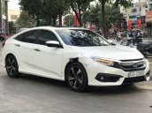 Cần bán xe Honda Civic năm 2017, màu trắng, nhập khẩu số tự động