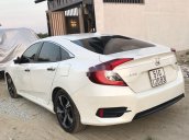 Cần bán xe Honda Civic năm 2017, màu trắng, nhập khẩu số tự động