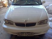 Cần bán Toyota Corolla năm 2001, màu trắng