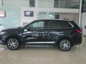 Bán xe Mitsubishi Outlander 2019, màu đen giá cạnh tranh