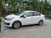 Cần bán gấp Kia Rio đời 2016, màu trắng, nhập khẩu số tự động