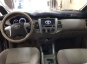 Cần bán gấp Toyota Innova E sản xuất năm 2015, màu bạc, giá tốt