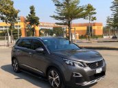 Cần bán gấp Peugeot 5008 đời 2018, màu xám