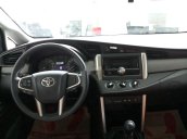 Bán ô tô Toyota Innova sản xuất năm 2020, màu ghi vàng 