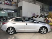 Bán ô tô Hyundai Accent sản xuất 2019, màu bạc