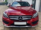 Cần bán Mercedes C300 AMG 2018, odo 5.300 km, đăng ký lần đầu 5/2019, màu đỏ