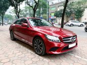 Bán Mercedes C200 2019 màu đỏ chính chủ chạy lướt biển đẹp giá tốt