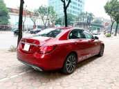 Bán Mercedes C200 2019 màu đỏ chính chủ chạy lướt biển đẹp giá tốt