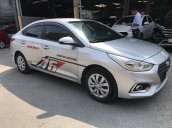 Bán Hyundai Accent Base 1.4MT màu bạc, sản xuất 2018 xe đẹp