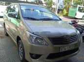 Cần bán lại xe Toyota Innova 2.0 sản xuất năm 2012, màu ghi vàng, giá tốt