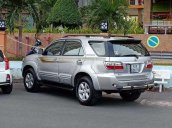 Cần bán lại xe Toyota Fortuner 4x4 AT năm 2010, giá tốt