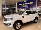 Cần bán Ford Everest 4X2 MT năm 2018, màu trắng giá cạnh tranh