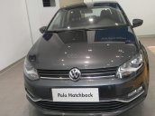(VW Sài Gòn) Polo Hatchback màu xám ghi, nội thất da. Xe giao ngay + hỗ trợ vay 90%
