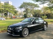 Mercedes C300AMG lướt 6.000 km, còn bảo hành đến 5/2022