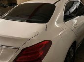 Cần bán lại xe Mercedes C200 sản xuất 2016, màu trắng