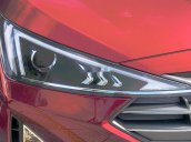 Cần bán xe Hyundai Elantra sản xuất 2020, màu đỏ