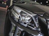 Cần bán lại xe Mercedes E300 sản xuất năm 2019, màu đen