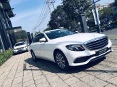 [Big Sale] đại lý thanh lý Mercedes E200 2019 - Odo 30km xe giao ngay và tặng bảo hiểm, LH 0908299829