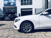 [Big Sale] đại lý thanh lý Mercedes E200 2019 - Odo 30km xe giao ngay và tặng bảo hiểm, LH 0908299829