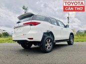 Bán xe Toyota Fortuner sản xuất 2020, màu trắng, giá 983tr