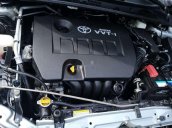 Cần bán xe Toyota Corolla Altis G AT đời 2014, màu bạc