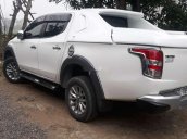 Bán Mitsubishi Triton năm sản xuất 2016, màu trắng, nhập khẩu nguyên chiếc, 520 triệu