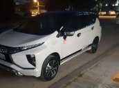 Bán Mitsubishi Xpander đời 2019, màu trắng số tự động, giá chỉ 645 triệu