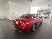 Bán Mercedes C300 AMG 2018, màu đỏ, xe lướt