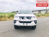 Bán xe Toyota Fortuner sản xuất 2020, màu trắng, giá 983tr