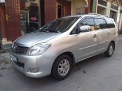 Cần bán Toyota Innova MT năm sản xuất 2008, màu bạc