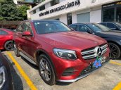 Xe cũ chính hãng Mercedes GLC300 2020 màu đỏ, nội thất kem, siêu lướt giá tốt