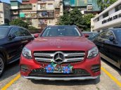 Xe cũ chính hãng Mercedes GLC300 2020 màu đỏ, nội thất kem, siêu lướt giá tốt