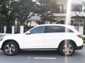 Cần bán Mercedes GLC 250 4Matic sản xuất 2016, màu trắng