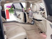 Xe Mercedes S600 đời 2016, màu đen như mới