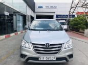 Bán Toyota Innova 2.0E MT năm sản xuất 2016, màu bạc xe gia đình, giá chỉ 549 triệu