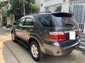 Cần bán xe Toyota Fortuner 2009, màu xám