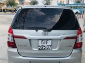 Bán Toyota Innova 2.0E MT năm sản xuất 2016, màu bạc xe gia đình, giá chỉ 549 triệu