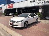 Bán Toyota Camry năm sản xuất 2014, màu trắng, giá 740tr