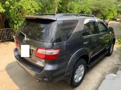 Cần bán xe Toyota Fortuner 2009, màu xám